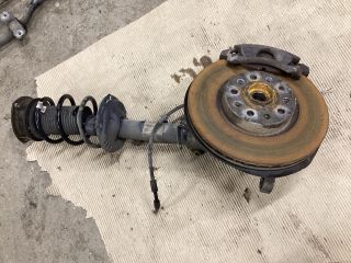 bontott VW PASSAT B8 Jobb első Csonkállvány Kerékaggyal