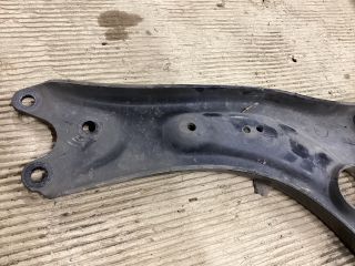 bontott VW PASSAT B8 Jobb első Lengőkar