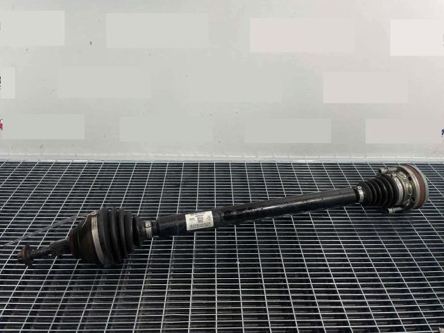 bontott VW PASSAT B8 Jobb Féltengely