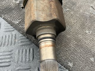 bontott VW PASSAT B8 Jobb Féltengely