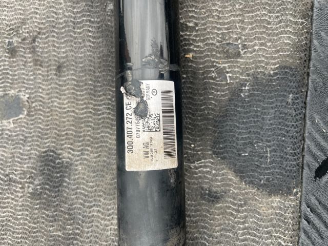 bontott VW PASSAT B8 Jobb Féltengely