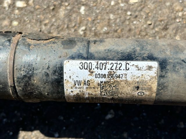 bontott VW PASSAT B8 Jobb Féltengely