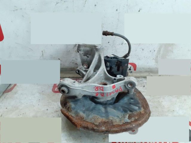 bontott VW PASSAT B8 Jobb hátsó Csonkállvány