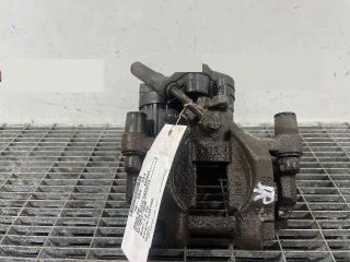 bontott VW PASSAT B8 Jobb hátsó Féknyereg Munkahengerrel