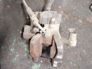 bontott VW PASSAT B8 Jobb hátsó Féknyereg Munkahengerrel