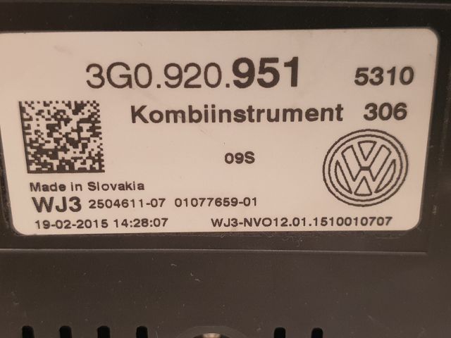 bontott VW PASSAT B8 Kilométeróra