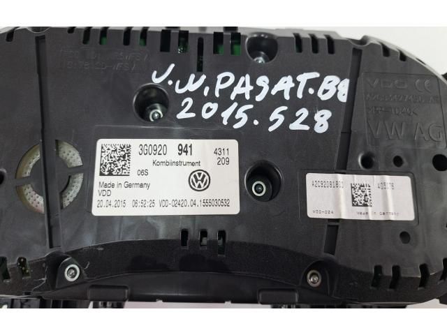 bontott VW PASSAT B8 Kilométeróra