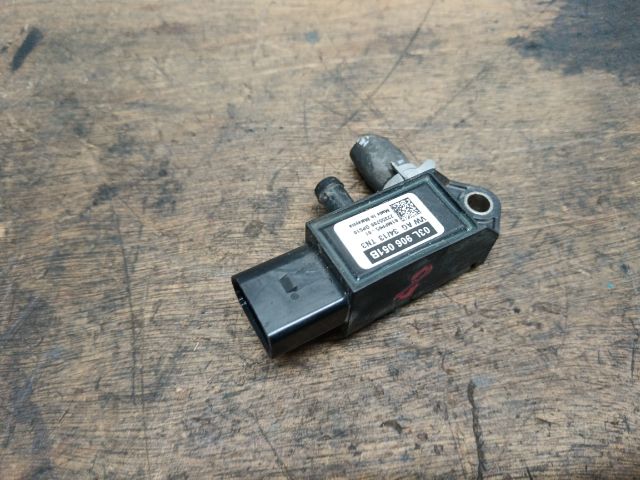 bontott VW PASSAT B8 Kipufogó Nyomásérzékelő