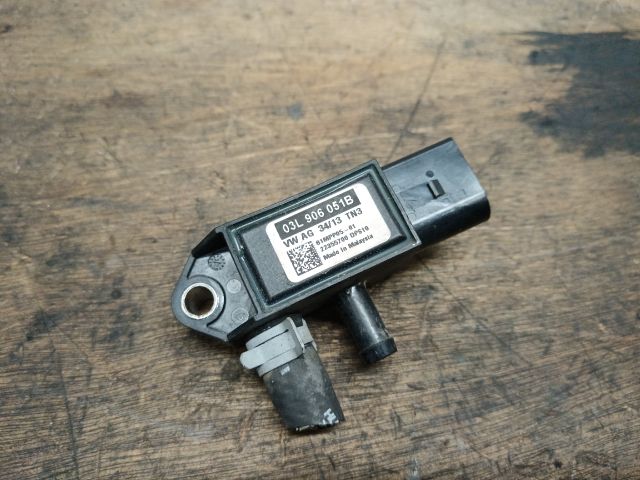 bontott VW PASSAT B8 Kipufogó Nyomásérzékelő