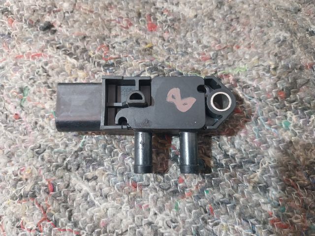 bontott VW PASSAT B8 Kipufogó Nyomásérzékelő