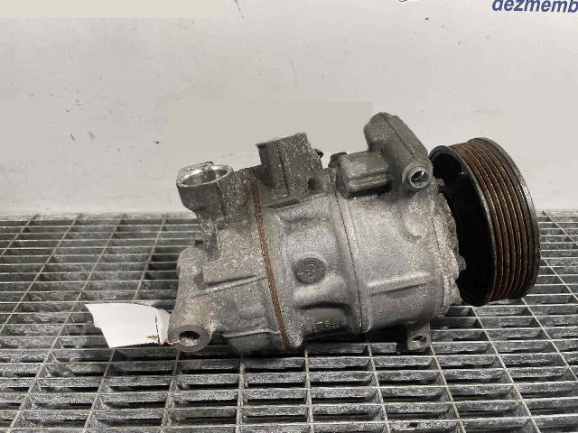 bontott VW PASSAT B8 Klímakompresszor
