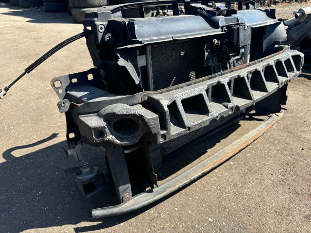 bontott VW PASSAT B8 Komplett Homlokfal (Részeivel)