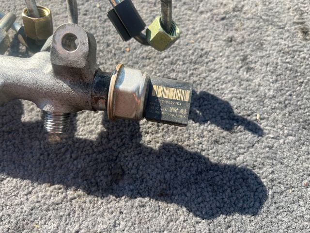 bontott VW PASSAT B8 Közösnyomócső