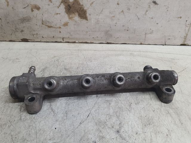 bontott VW PASSAT B8 Közösnyomócső