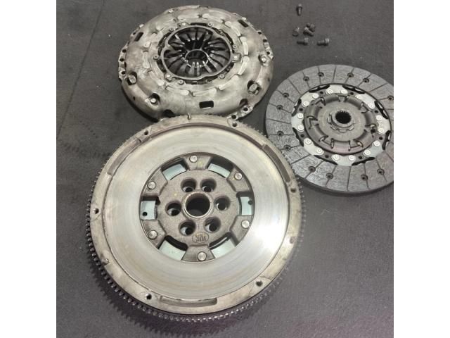 bontott VW PASSAT B8 Kuplung Szett (Szerkezet, Tárcsa)