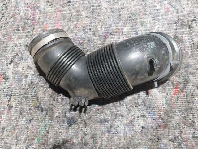 bontott VW PASSAT B8 Légbeömlő Cső