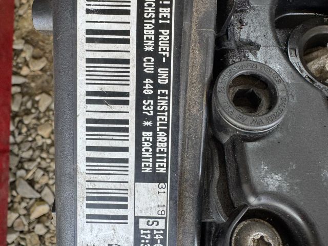 bontott VW PASSAT B8 Motor (Fűzött blokk hengerfejjel)