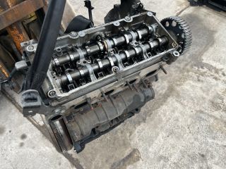 bontott VW PASSAT B8 Motor (Fűzött blokk hengerfejjel)