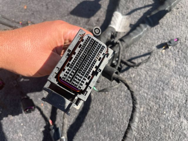 bontott VW PASSAT B8 Motor Kábelköteg