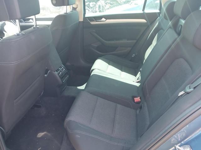 bontott VW PASSAT B8 Motor Tartó Bak Jobb