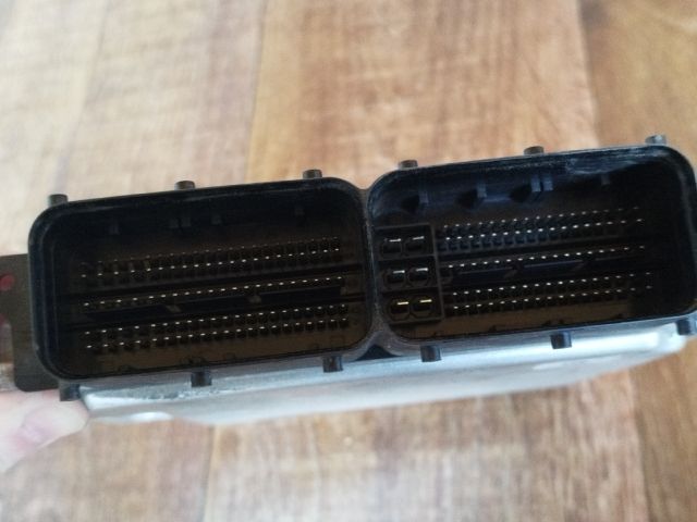 bontott VW PASSAT B8 Motorvezérlő