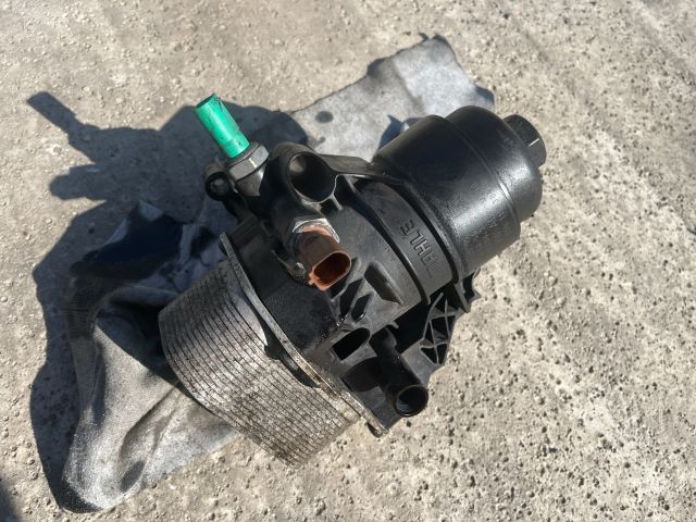 bontott VW PASSAT B8 Olajszűrő Ház