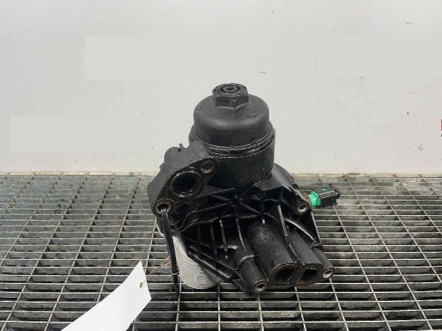 bontott VW PASSAT B8 Olajszűrő Ház