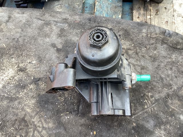 bontott VW PASSAT B8 Olajszűrő Ház