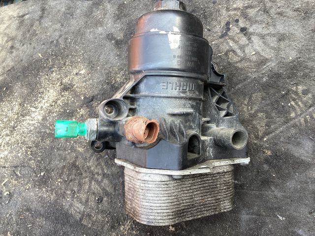 bontott VW PASSAT B8 Olajszűrő Ház