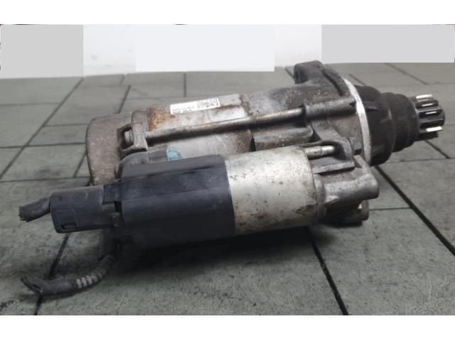 bontott VW PASSAT B8 Önindító