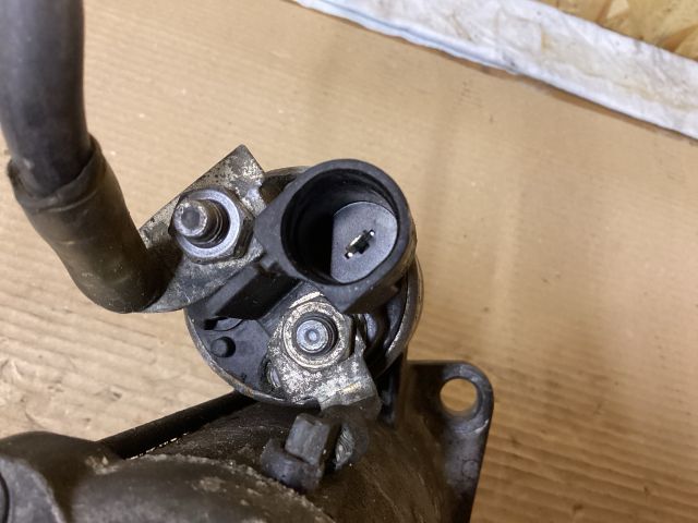 bontott VW PASSAT B8 Önindító