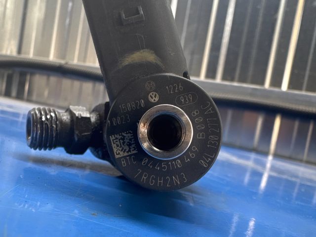 bontott VW PASSAT B8 Porlasztó (1 db)