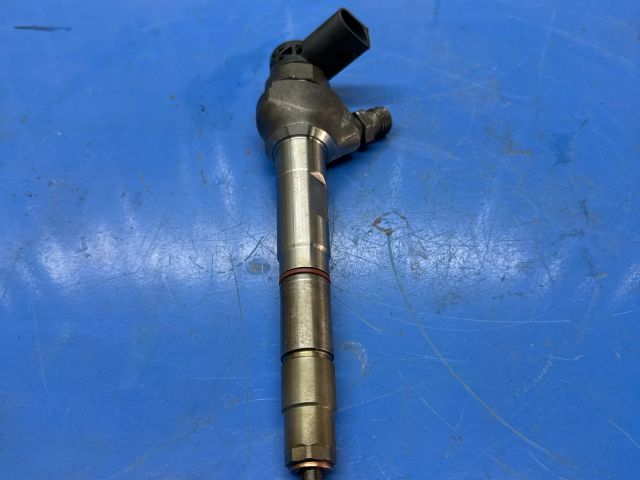 bontott VW PASSAT B8 Porlasztó (1 db)