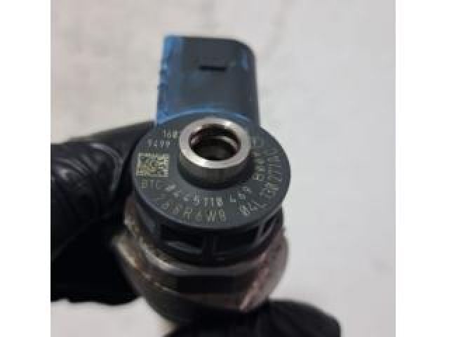 bontott VW PASSAT B8 Porlasztó (1 db)