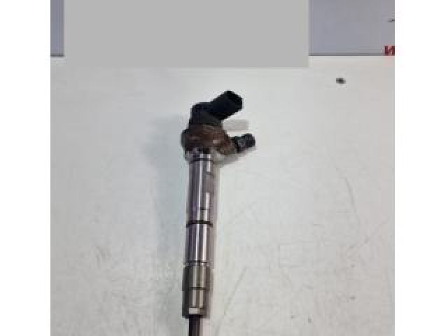 bontott VW PASSAT B8 Porlasztó (1 db)