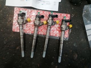 bontott VW PASSAT B8 Porlasztó Sor / Híd