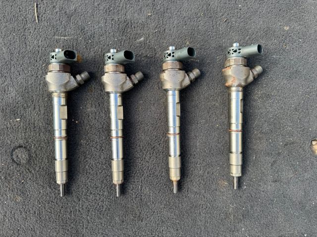 bontott VW PASSAT B8 Porlasztó Sor / Híd