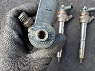 bontott VW PASSAT B8 Porlasztó Sor / Híd