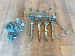 bontott VW PASSAT B8 Porlasztó Sor / Híd