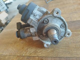 bontott VW PASSAT B8 Porlasztó Sor / Híd