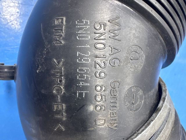 bontott VW PASSAT B8 Szívó Cső