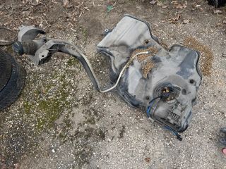 bontott VW PASSAT B8 Tank