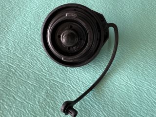 bontott VW PASSAT B8 Tanksapka