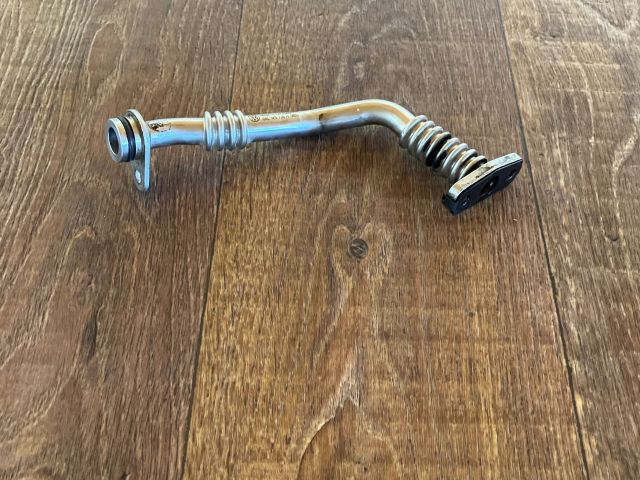 bontott VW PASSAT B8 Turbó Olajcső