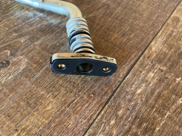 bontott VW PASSAT B8 Turbó Olajcső