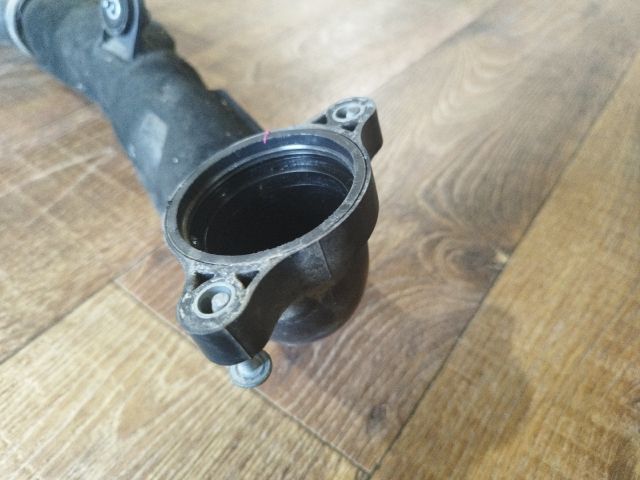 bontott VW PASSAT B8 Turbócső