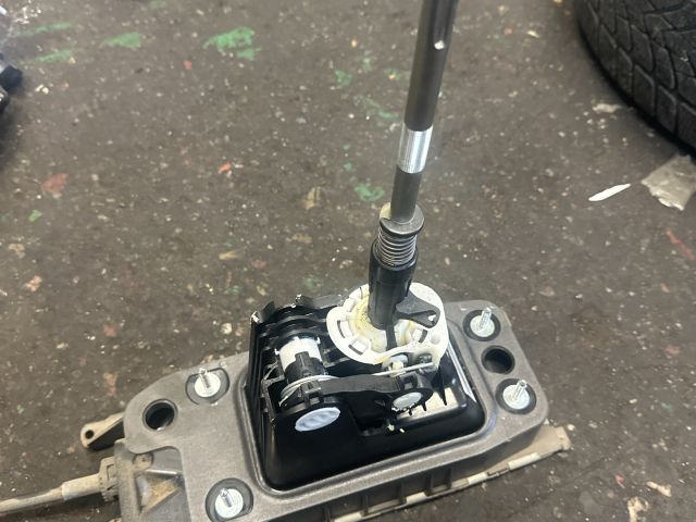 bontott VW PASSAT B8 Váltó Kulissza