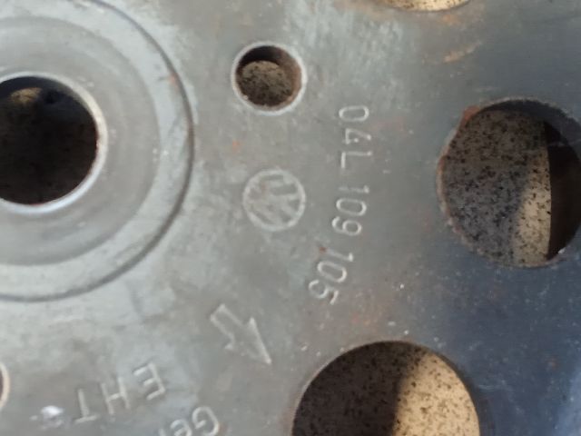 bontott VW PASSAT B8 Vezérműkerék