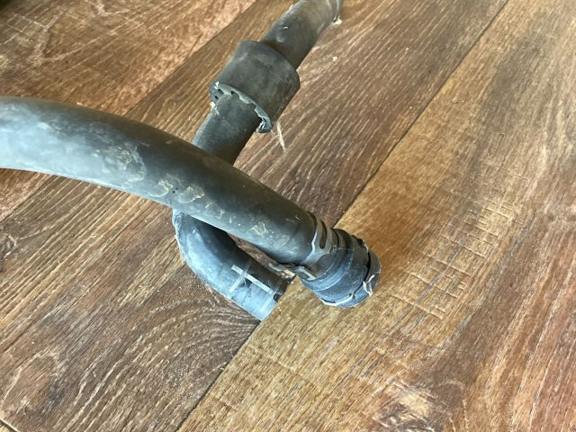 bontott VW PASSAT B8 Vízcső