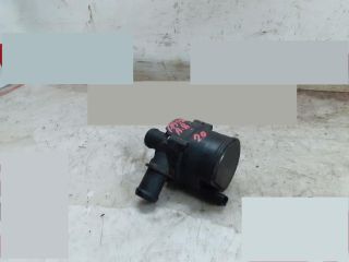 bontott VW PASSAT B8 Vízpumpa